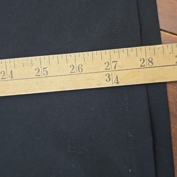 FIGSs Black Short Sleeve Tee Minimalist Design SZ L - Picture 5 of 7